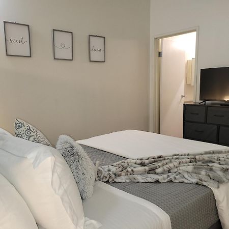 Free Parking! Downtown Lucas Oil- Conv Center Skywalk#2 Apartment Indianapolis Exterior photo
