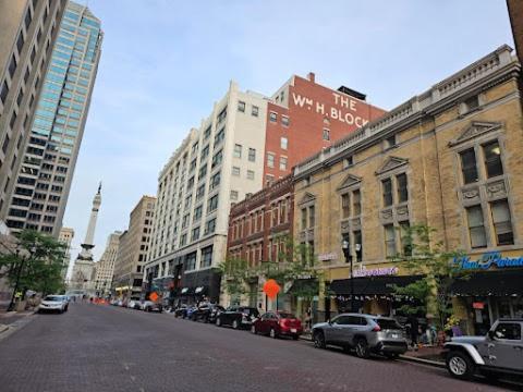 Free Parking! Downtown Lucas Oil- Conv Center Skywalk#2 Apartment Indianapolis Exterior photo