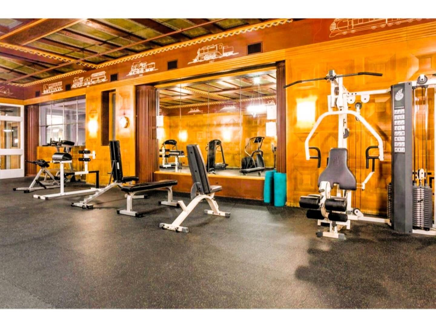 Free Parking! Downtown Lucas Oil- Conv Center Skywalk#2 Apartment Indianapolis Exterior photo